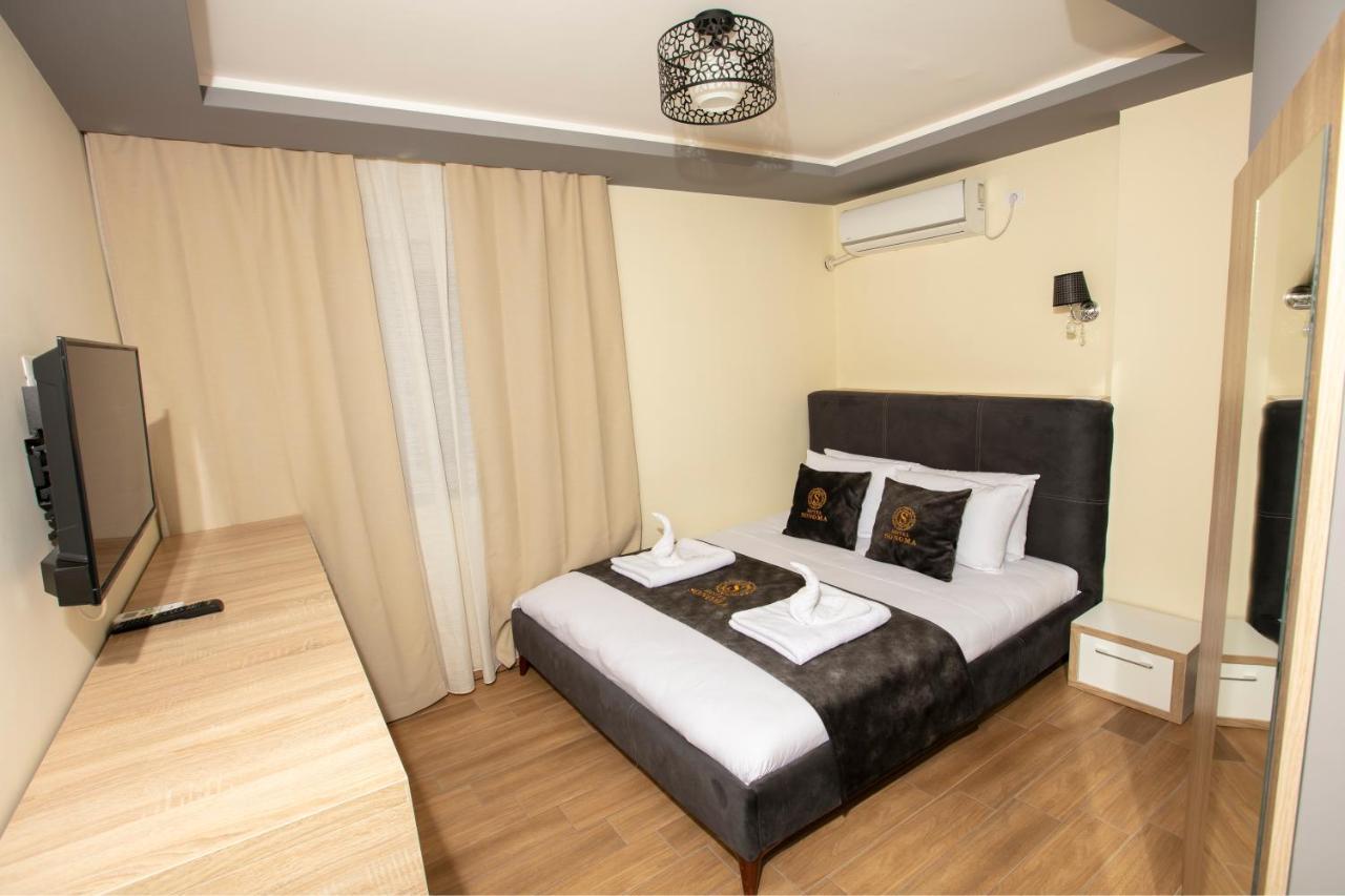 Hotel Sonoma Kosovo Polje Экстерьер фото